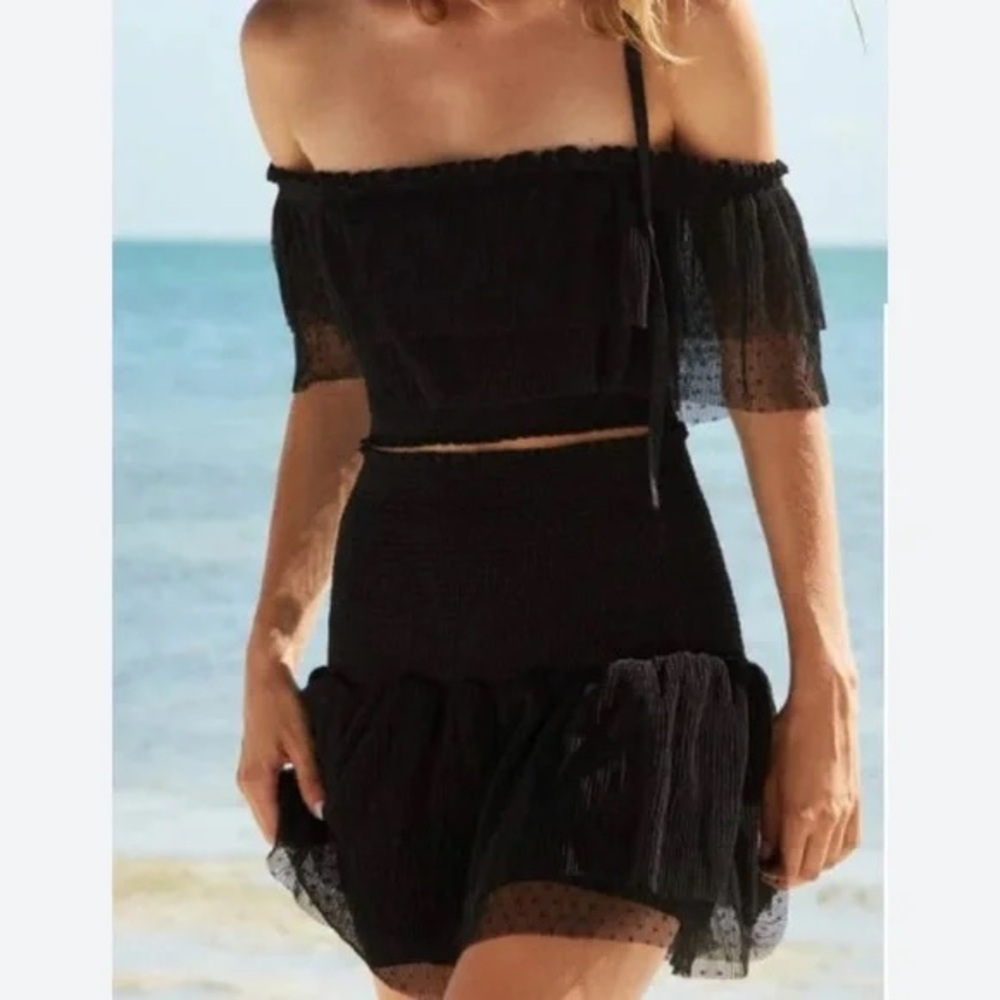 Peixoto Off-Shoulder Two-Piece Set
